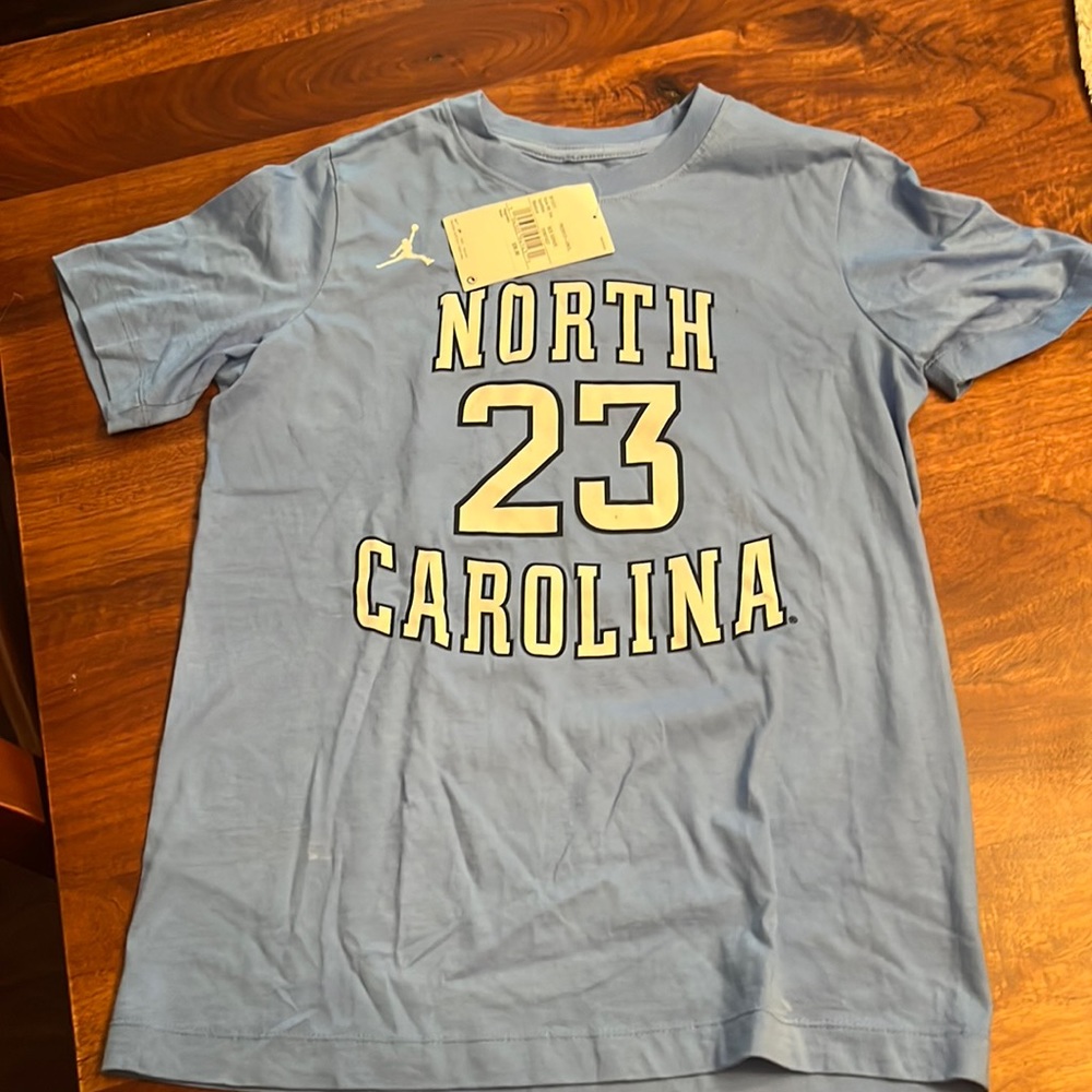 Youth Med. Nike N Carolina Jordan